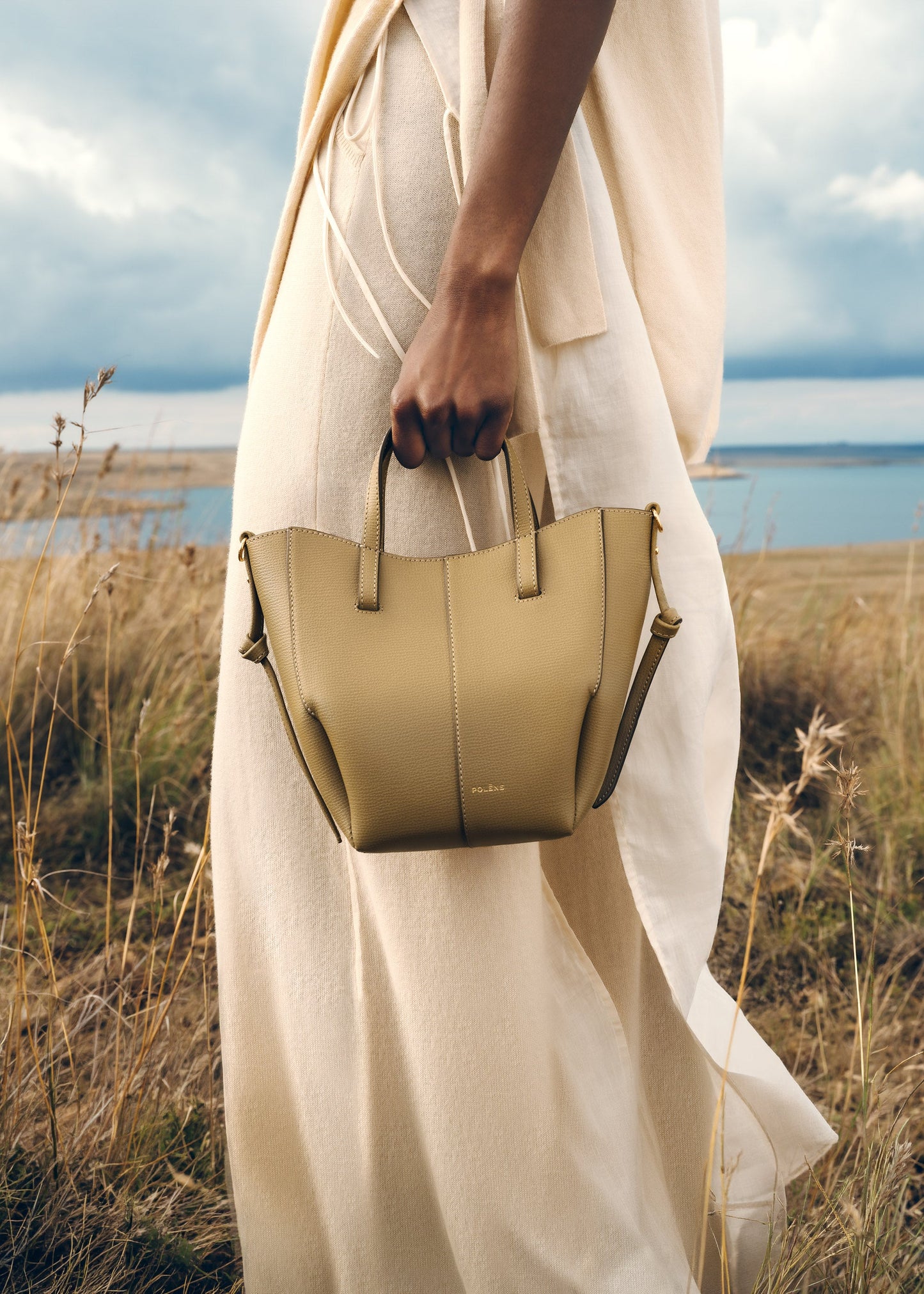 Cyme Tote Nano - Olive Fumée Grainé