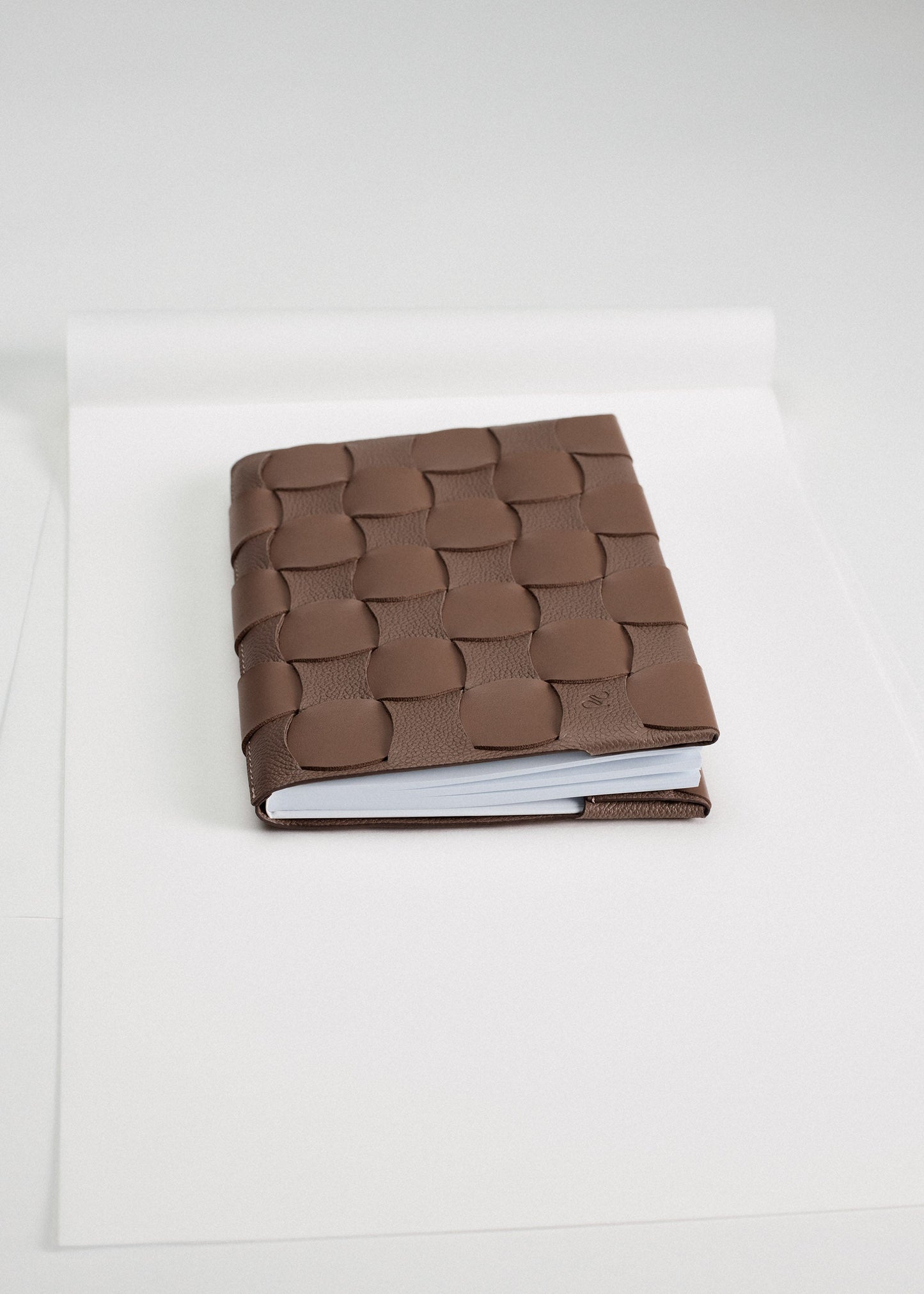 Couvre carnet Neiti A5 - Racine
