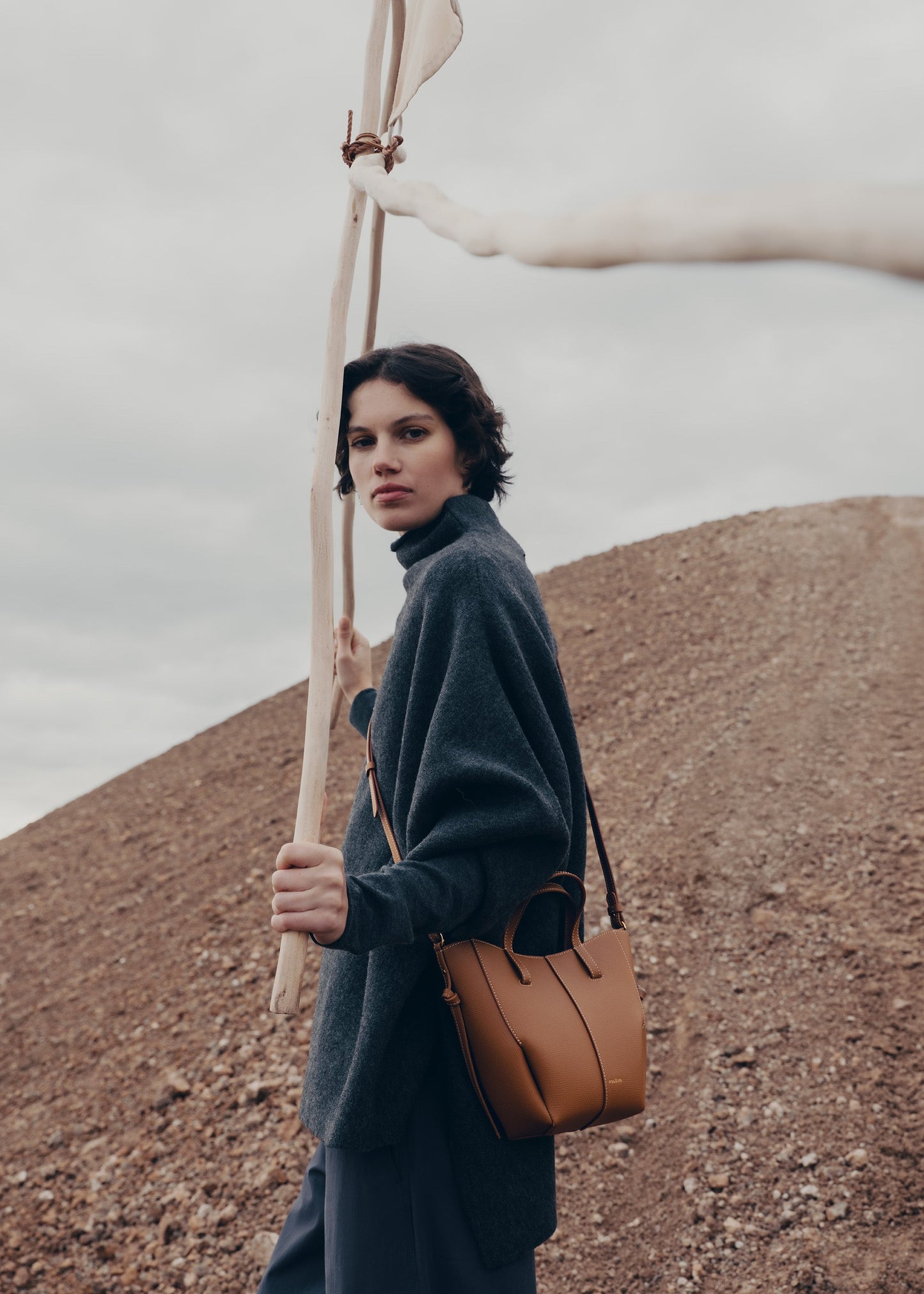 Cyme Tote Nano - Camel Grainé